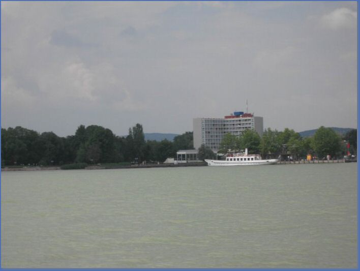 DSCF1050.jpg